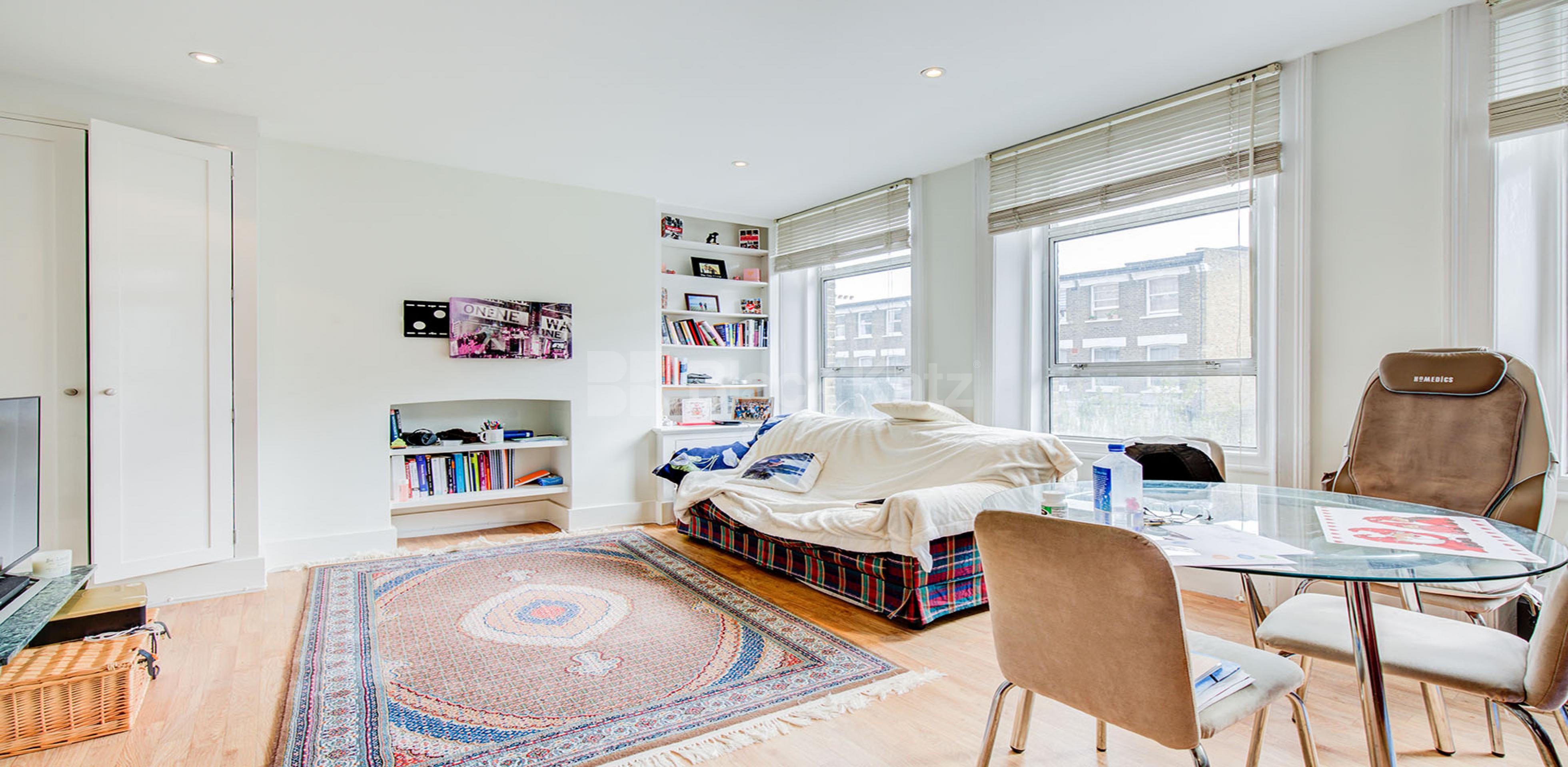 			1 Bedroom, 1 bath, 1 reception Flat			 Minford Gardens, SHEPHERDS BUSH W14